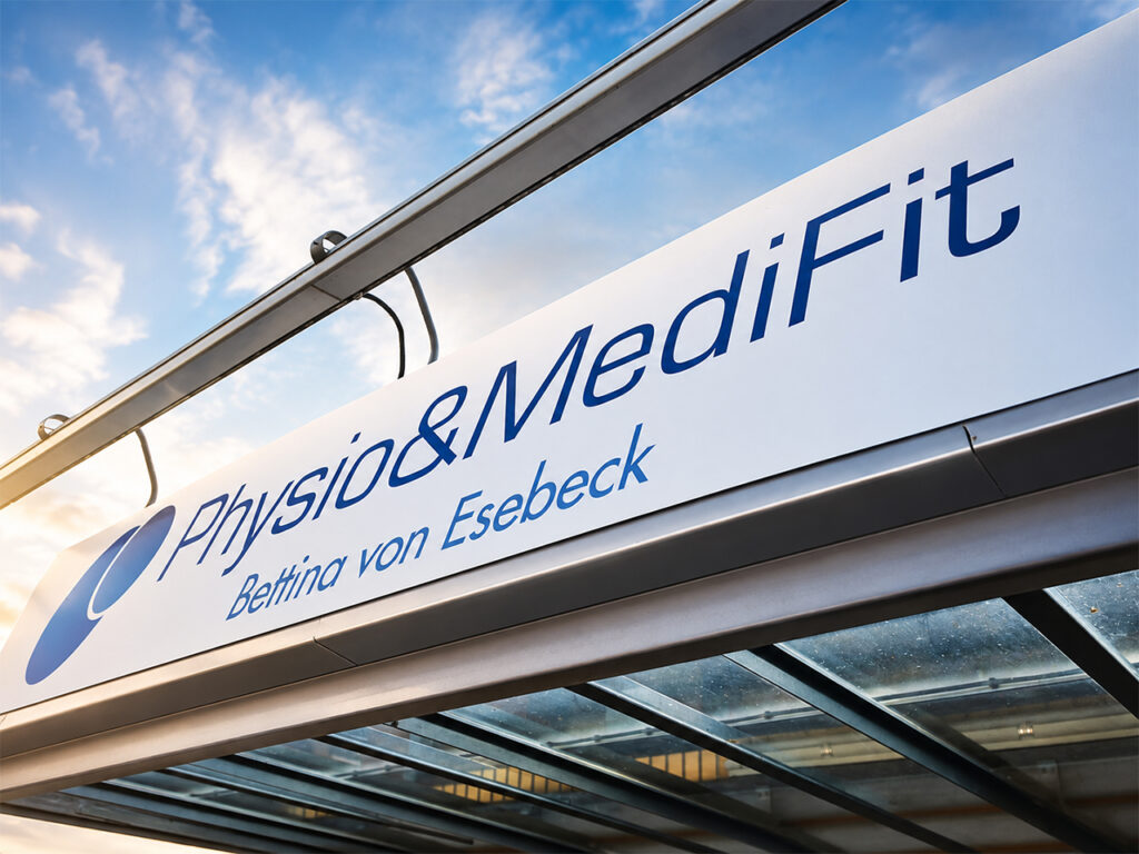 Außenschild mit Aufkleber für Physio&MediFit Bettina von Esebeck