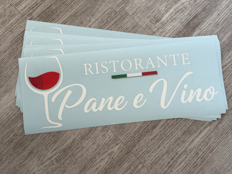 Aufkleber für die Außenbeschriftung der Terrasse von Pane e Vino